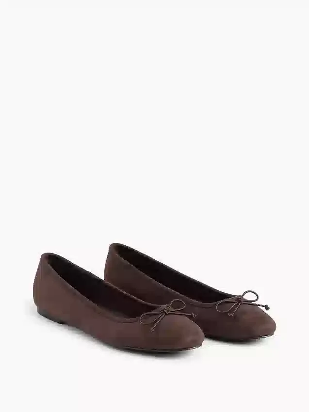 Ballerines en daim vegan