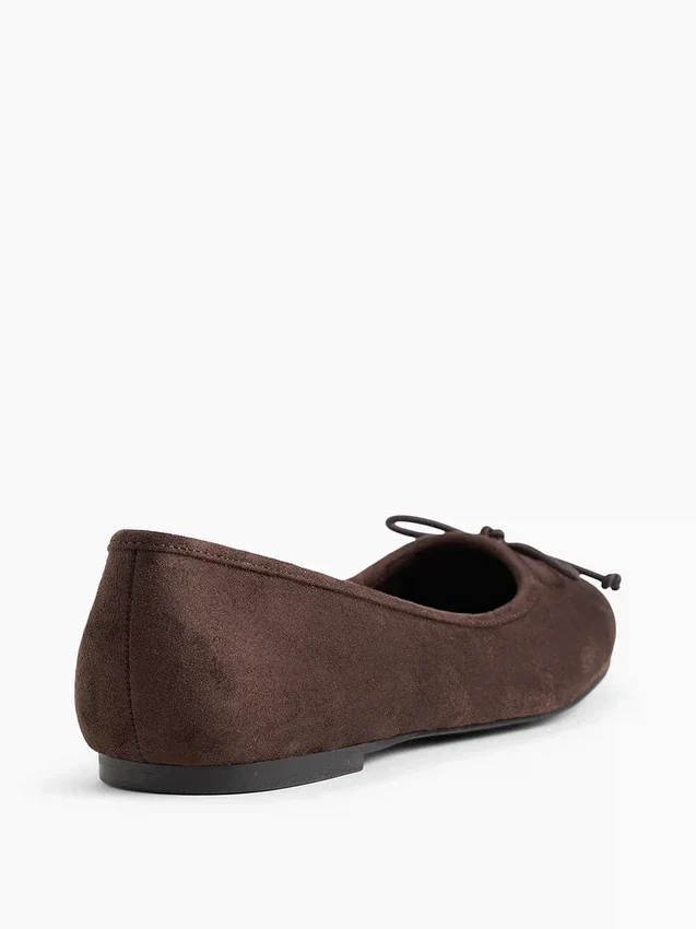 Ballerines en daim vegan
