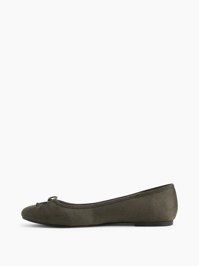 Ballerines en daim vegan