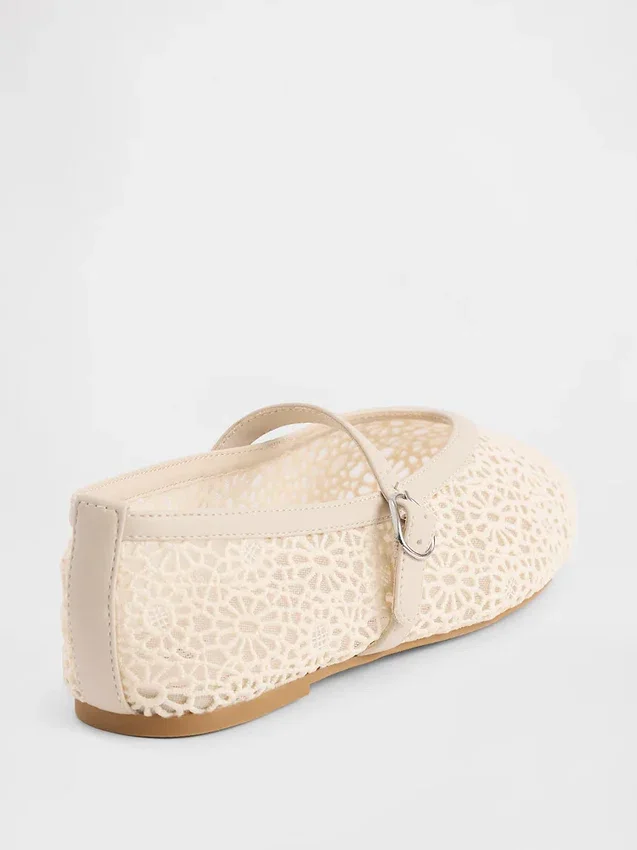 Ballerines Mary Jane en crochet pour enfants