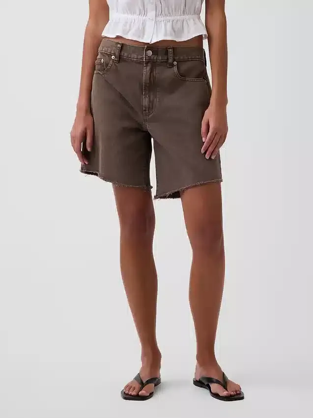 Bermuda en denim ample à taille mi-haute de 8"