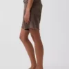 Bermuda en denim ample à taille mi-haute de 8"
