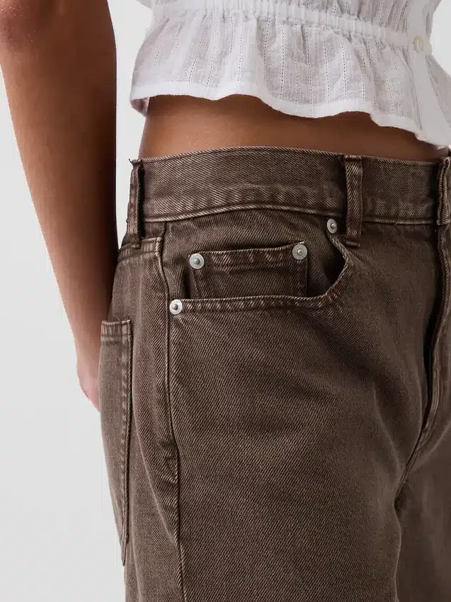 Bermuda en denim ample à taille mi-haute de 8"