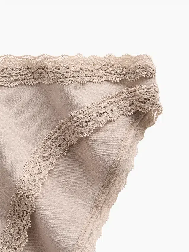 Bikini en coton stretch bio ultra-doux avec bordure en dentelle