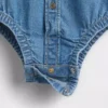 Bodys en denim pour bébé à boutons