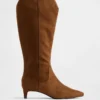 Bottes montant jusqu'aux genoux à talon bas et bout pointu