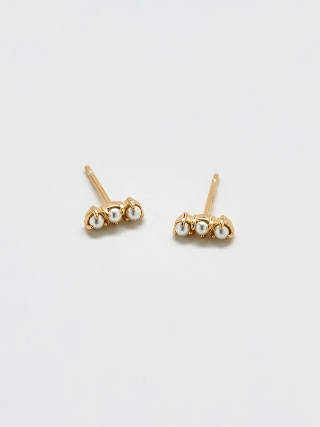 Boucles d’oreilles Admiral Row en or avec perle en forme de barre