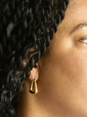 Boucles d’oreilles créoles triangulaires dorées Admiral Row