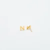 Boucles d’oreilles « Initial » en or Admiral Row