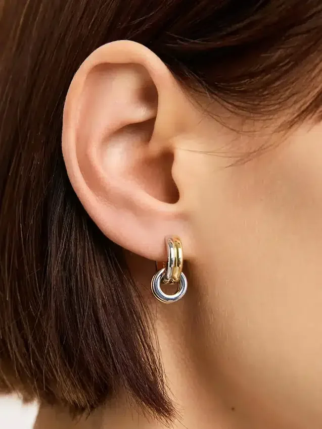 Boucles d’oreilles pendantes « Huggie » Ana Luisa Asher