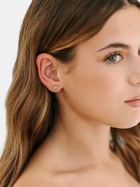 Boucles d’oreilles à vis « Classic Rainbow » de Pierced Co