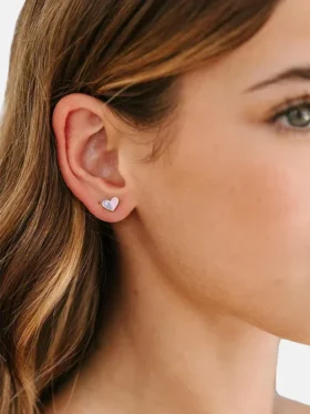 Boucles d’oreilles à vis « Heart Duo » de Pierced Co
