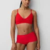 Bralette triangulaire en maille côtelée sans coutures