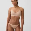 Bralette triangulaire en maille côtelée sans coutures