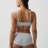 Bralette triangulaire en maille côtelée sans coutures