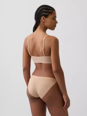 Bralette triangulaire en maille côtelée sans coutures