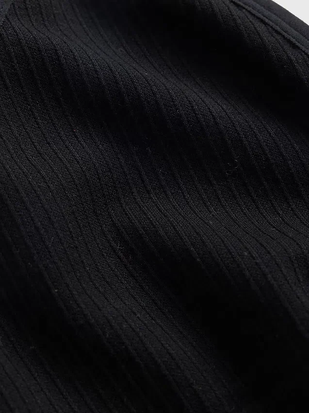 Bralette triangulaire en maille côtelée sans coutures