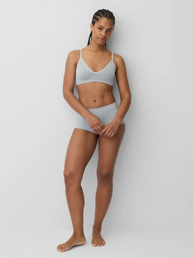 Bralette triangulaire en maille côtelée sans coutures