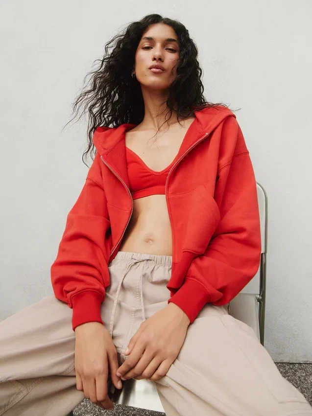 Bralette triangulaire en maille côtelée sans coutures