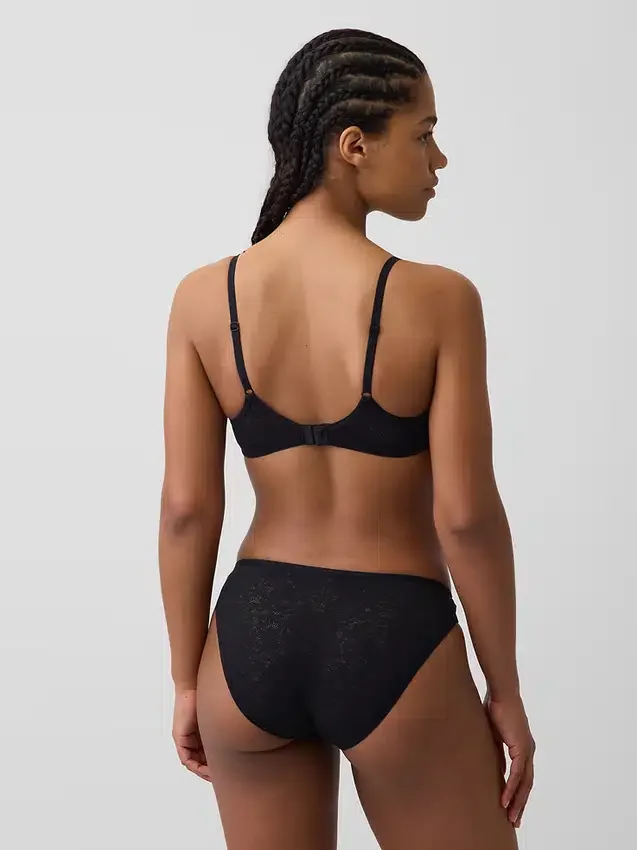 Brassière plongeante en dentelle Madesoft