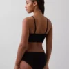 Brassière plongeante sans coutures