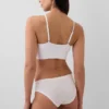 Brassière plongeante sans coutures