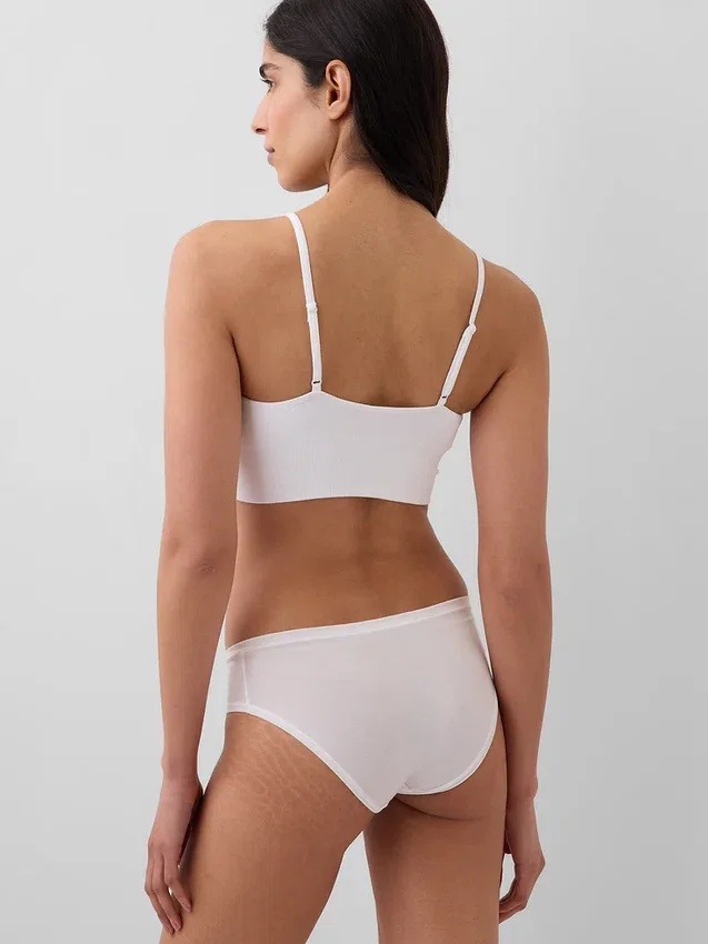 Brassière plongeante sans coutures