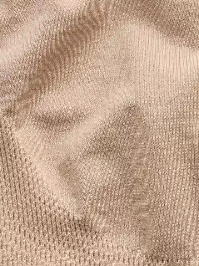 Brassière plongeante sans coutures