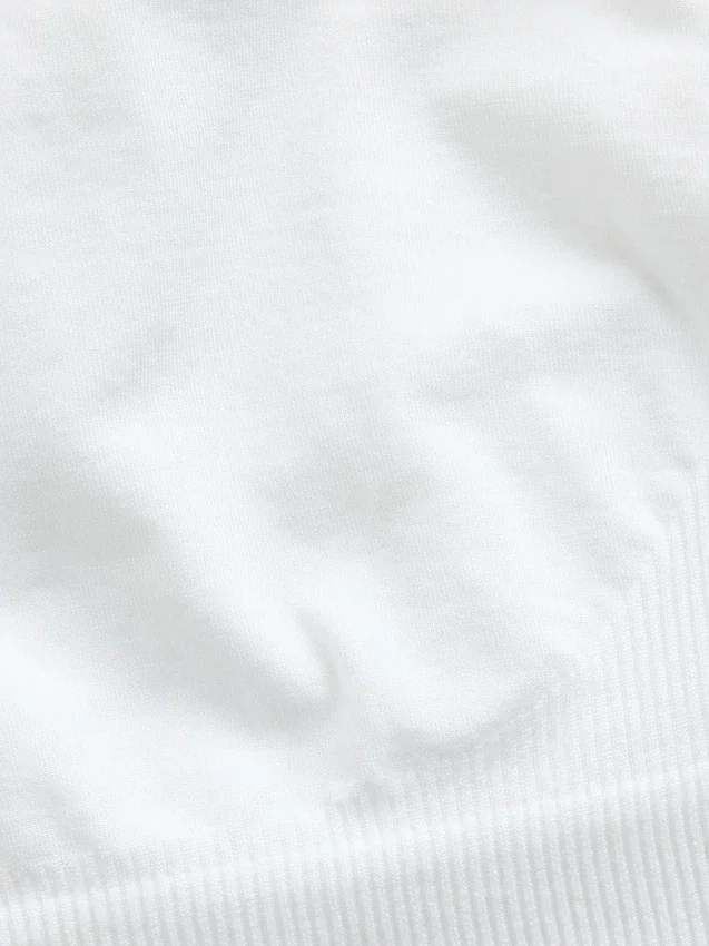 Brassière plongeante sans coutures