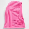 Capuche à cordon de serrage