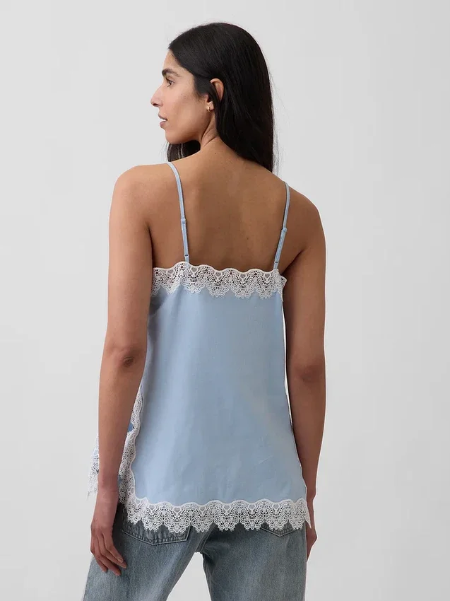 Caraco en mélange de lin avec bordures en dentelle