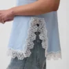 Caraco en mélange de lin avec bordures en dentelle