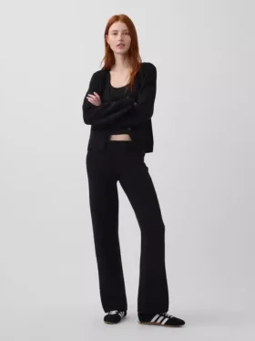 Pantalon de type « bootcut » en maille épaisse, taille basse, en mélange de coton