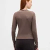 Cardigan moderne à col rond