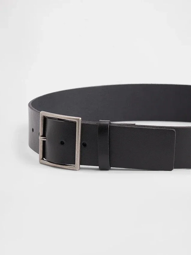Ceinture en cuir à boucle carrée