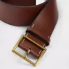 Ceinture en cuir à boucle carrée