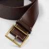 Ceinture en cuir à boucle carrée