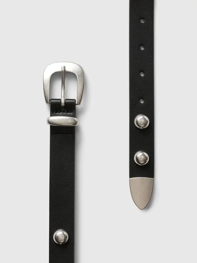 Ceinture en cuir vegan cloutée