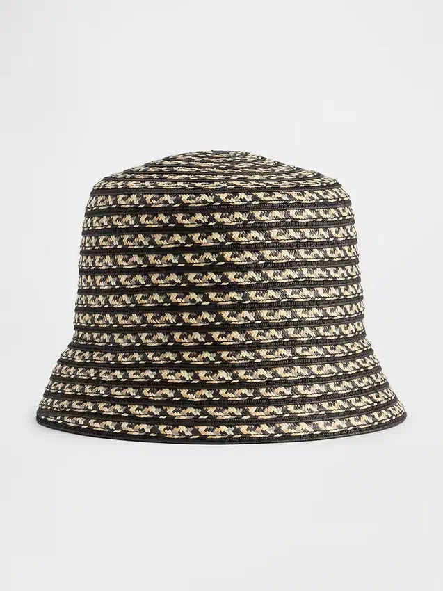 Chapeau bob en paille