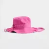 Chapeau de pêche effiloché