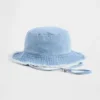 Chapeau de pêche effiloché