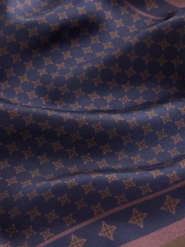 Écharpe bandana triangulaire oversize 100 % soie
