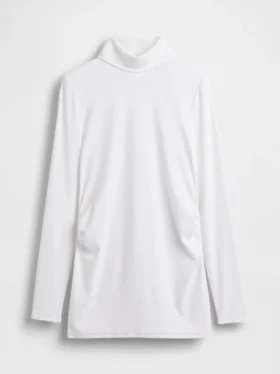 Chemise de maternité moderne à col roulé