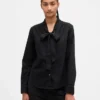 Chemise en denim à col noué
