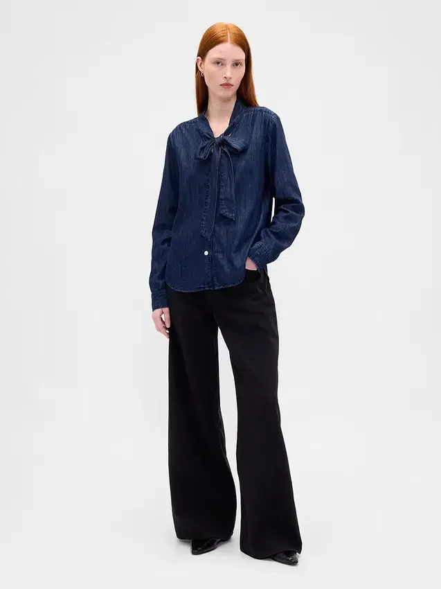 Chemise en denim à col noué