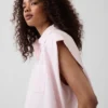 Chemise en denim ultra-doux GAP × Hfr à épaules larges, par Nicole Benefield Portfolio