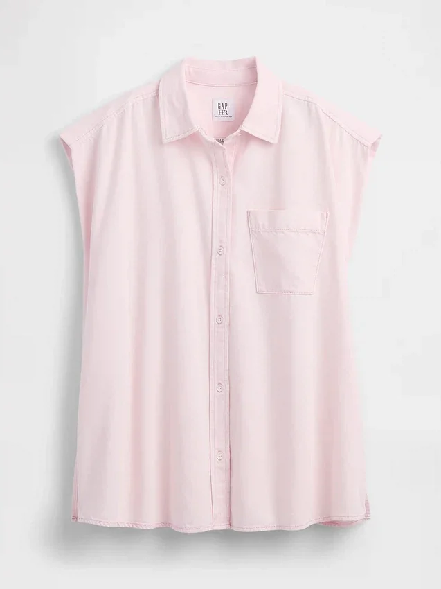Chemise en denim ultra-doux GAP × Hfr à épaules larges, par Nicole Benefield Portfolio
