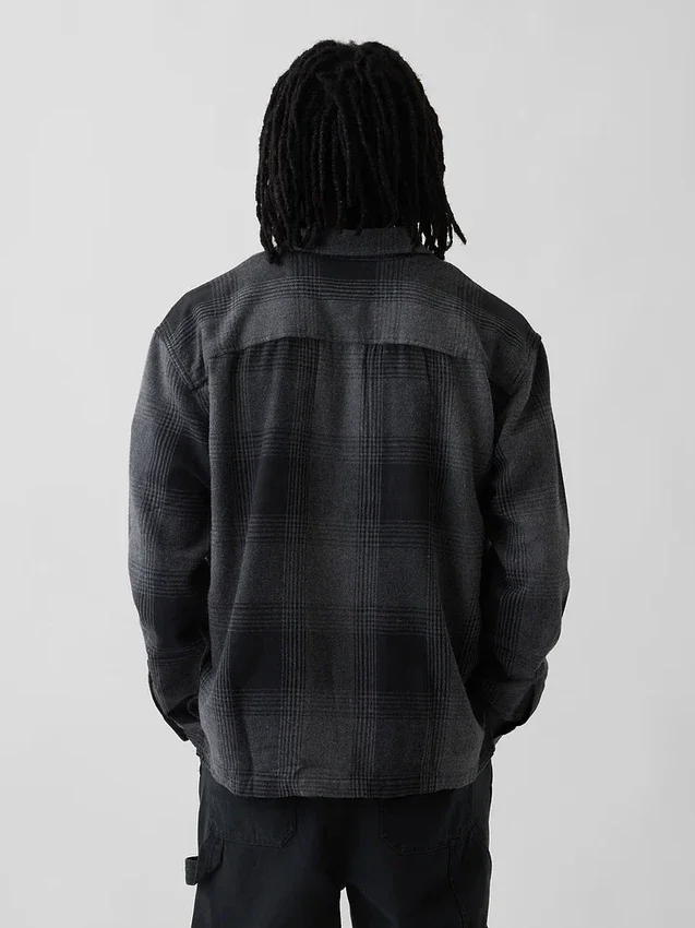 Chemise en flanelle à la coupe décontractée