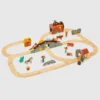 Circuit de train sur le thème de la mine d’or