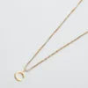 Collier Admiral Row avec initiale délicate en or